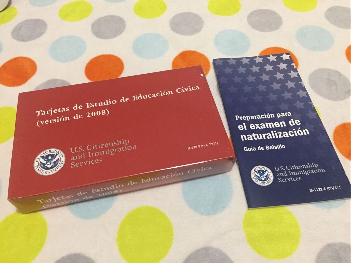 Us Citizenship Test Study Guide 2025 Civic Flash Cards For Naturalization Test M 623 8 21 100 Flash Cards Spanish Tarjetas Para Estudiar La Ciudadan a 2025